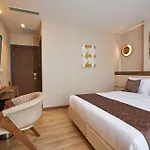 Trademark By Wyndham Operla Airport