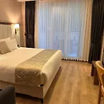 Trademark By Wyndham Operla Airport Arnavutköy
