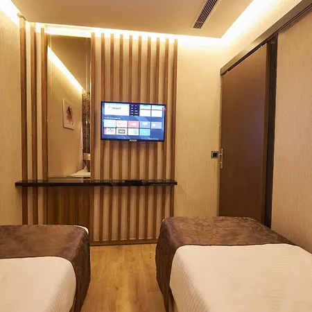 Hotel Trademark By Wyndham Operla Airport Arnavutkoy
