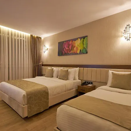 Trademark By Wyndham Operla Airport Hotel 3*