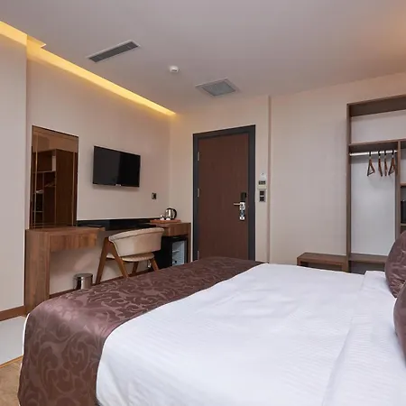 Trademark By Wyndham Operla Airport Arnavutkoy