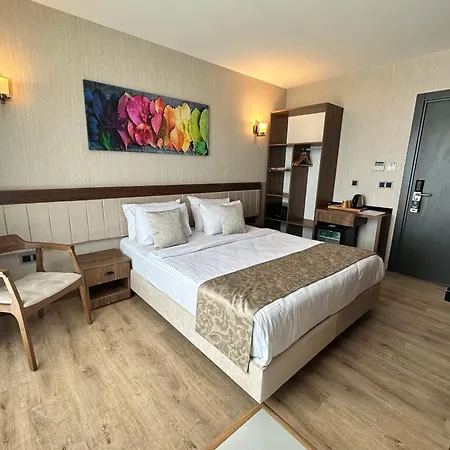 Trademark By Wyndham Operla Airport 3* Arnavutkoy