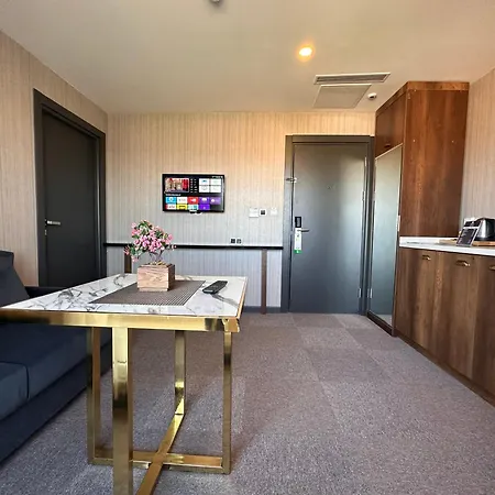 Hotel Trademark Collection By Wyndham Operla Istanbul Airport & 4*