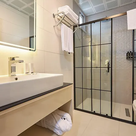 Trademark By Wyndham Operla Airport Hotel Arnavutkoy